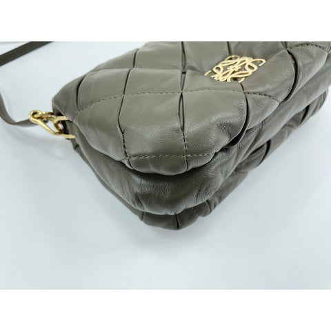 LOEWE Goya Puffer Shoulder Bag leather green WS33082
