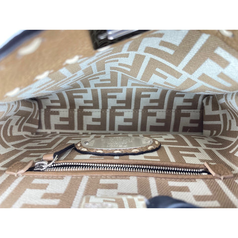 FENDI Peekaboo Handbag beige WS33100