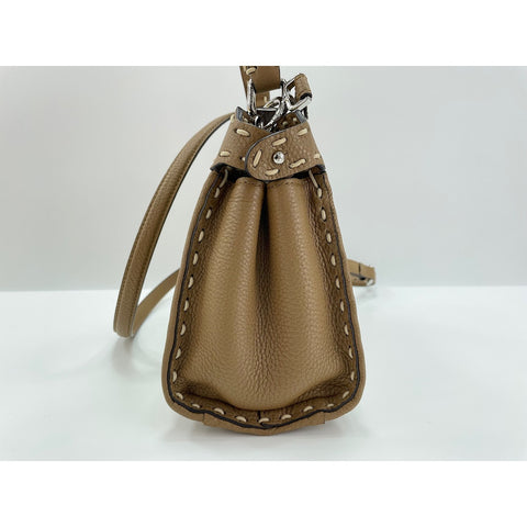 FENDI Peekaboo Handbag beige WS33100
