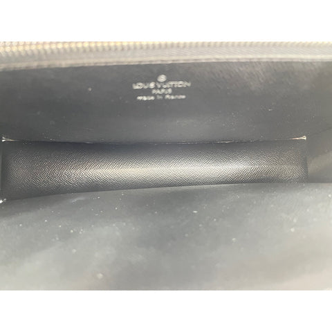 LOUIS VUITTON Pochette Serie Dragone Clutch bag black WS33101