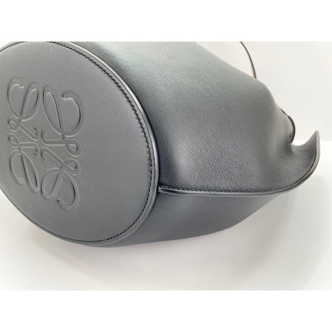 LOEWE shell Tote Bag leather black WS33120