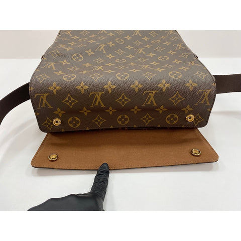 LOUIS VUITTON Naviglio Shoulder Bag Brown WS33145