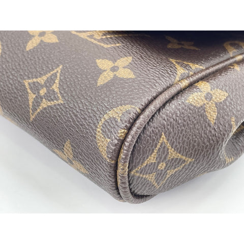 LOUIS VUITTON Favorit Shoulder Bag Brown WS33165