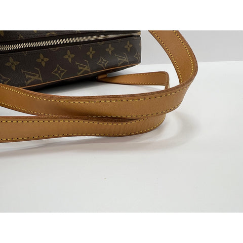 LOUIS VUITTON Cite Shoulder Bag Brown WS33187