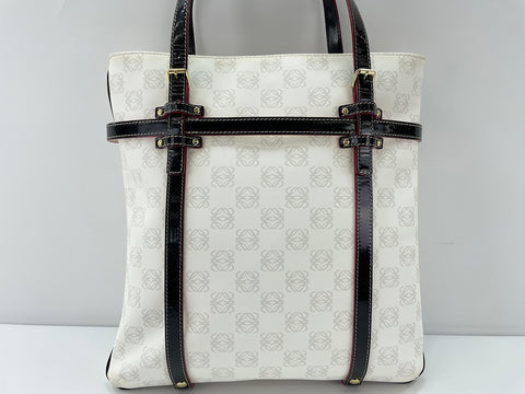 LOEWE anagram Handbag white WS33189