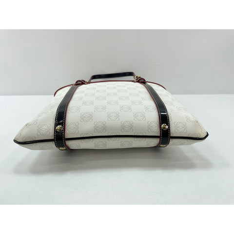 LOEWE anagram Handbag white WS33189