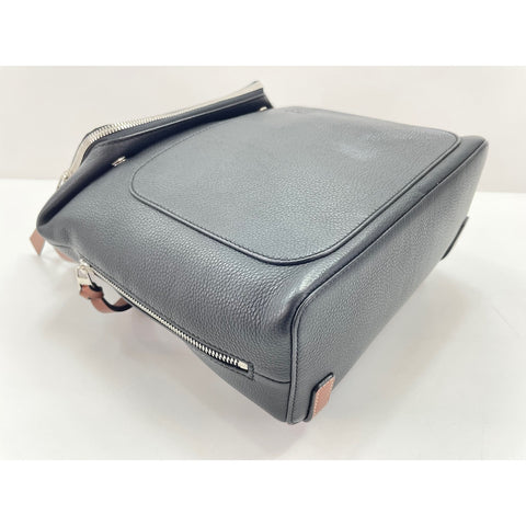 LOEWE Goya Backpack Â· Daypack leather black WS33193