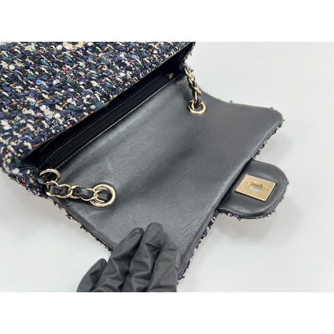 CHANEL Tweed Mini Matelassé Shoulder Bag tweed multicolor WS33214