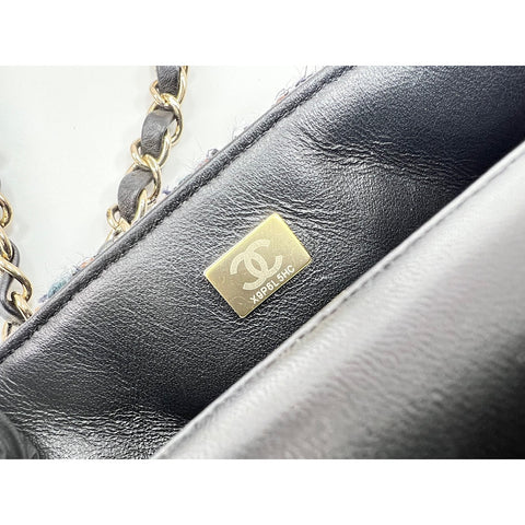 CHANEL Tweed Mini Matelassé Shoulder Bag tweed multicolor WS33214