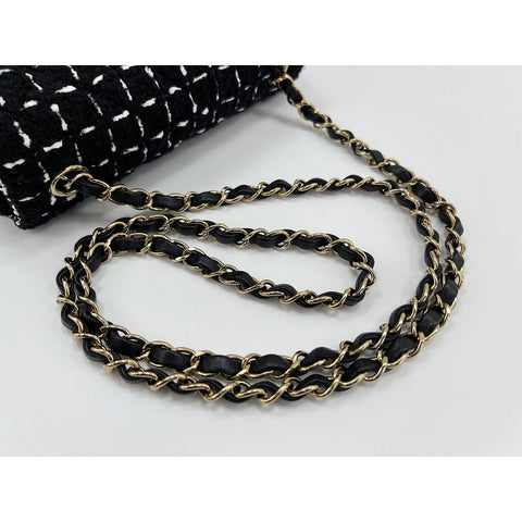 CHANEL Mini matrasse Shoulder Bag tweed black WS33216