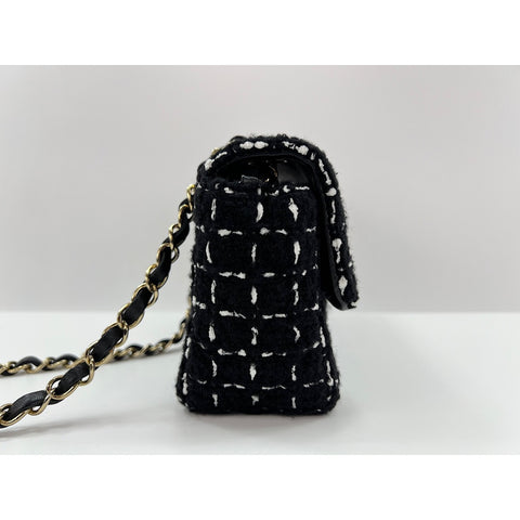 CHANEL Mini matrasse Shoulder Bag tweed black WS33216