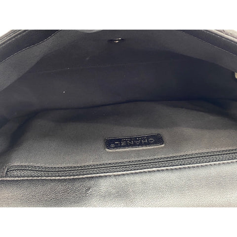 CHANEL Shoulder Bag leather black WS33244