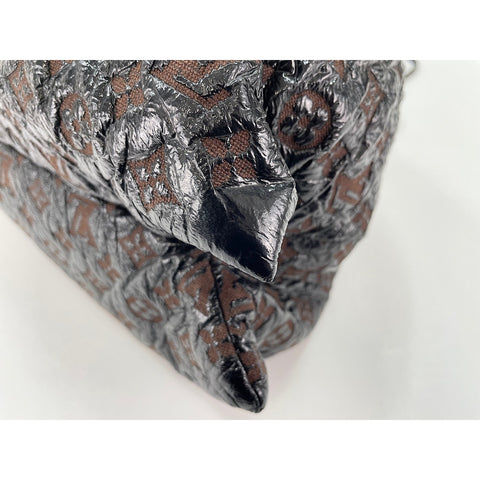 LOUIS VUITTON Squeeze Shoulder Bag Brown WS33296