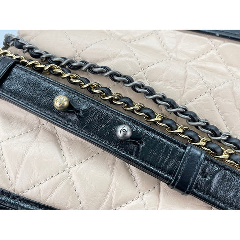 CHANEL Gabriel Do Shoulder Bag leather beige WS33320