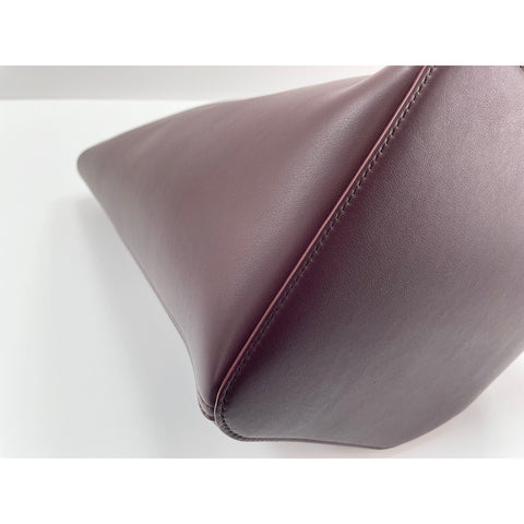 LOEWE Pebble bucket bag Shoulder Bag leather wine-red WS33330