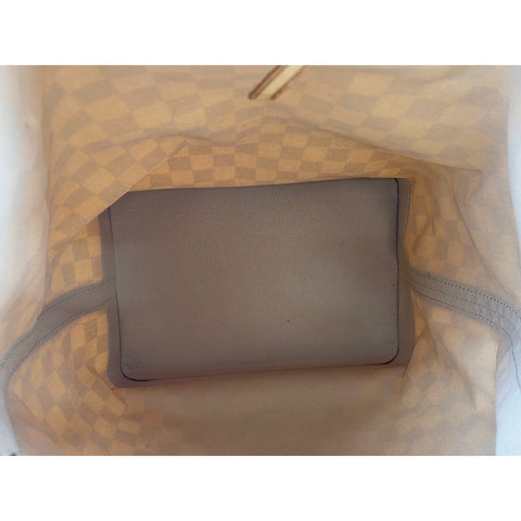 LOUIS VUITTON Noe Shoulder Bag white WS33334