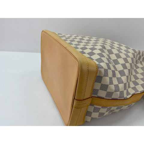 LOUIS VUITTON Noe Shoulder Bag white WS33334