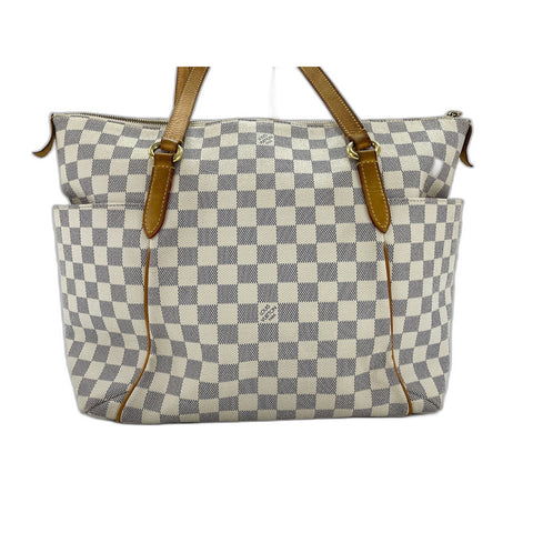 LOUIS VUITTON Totally Tote Bag white WS33396