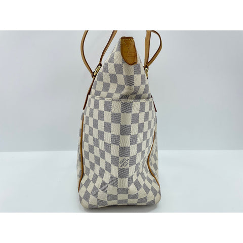 LOUIS VUITTON Totally Tote Bag white WS33396