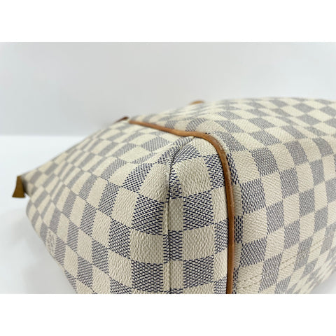 LOUIS VUITTON Totally Tote Bag white WS33396