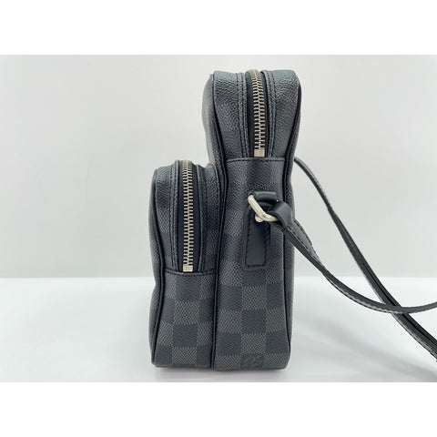 LOUIS VUITTON Rem Shoulder Bag black WS33413