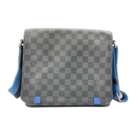 LOUIS VUITTON District Messenger bag black WS33426