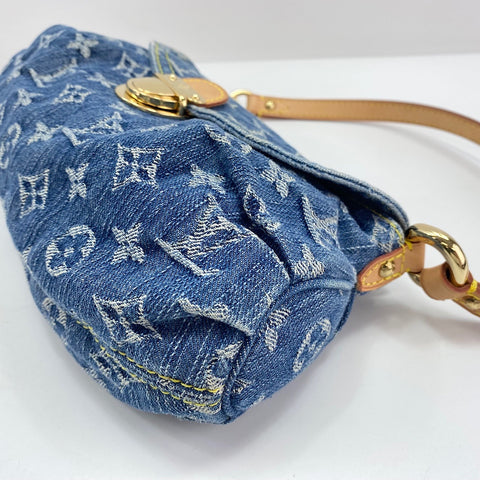 LOUIS VUITTON Mini Preity Shoulder Bag blue WS33443