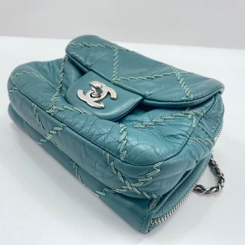 CHANEL Shoulder Bag lambskin green WS33454