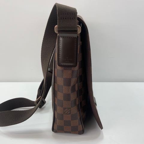 LOUIS VUITTON Damier District MM Shoulder Bag Brown WS33661