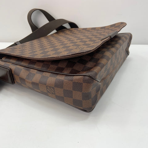 LOUIS VUITTON Damier District MM Shoulder Bag Brown WS33661