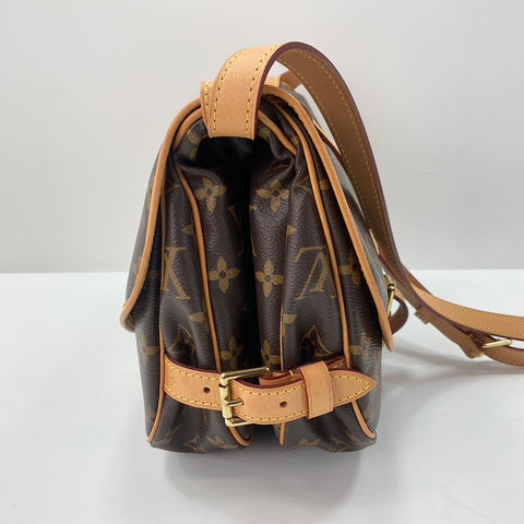 LOUIS VUITTON Saumur 30 Shoulder Bag Brown WS33663