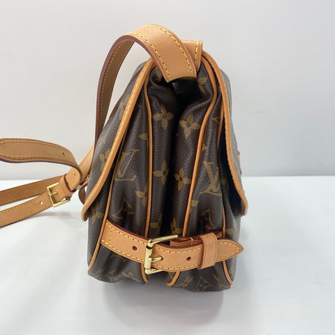LOUIS VUITTON Saumur 30 Shoulder Bag Brown WS33663