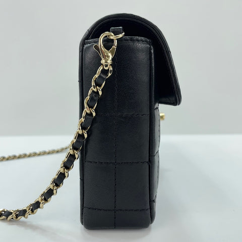CHANEL Chocolate bar Shoulder Bag black WS33665