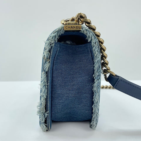 CHANEL Boy Chanel Medium Shoulder Bag blue WS33668