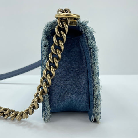 CHANEL Boy Chanel Medium Shoulder Bag blue WS33668