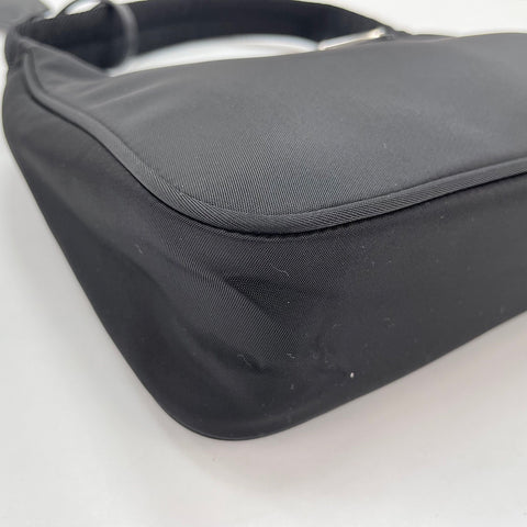 PRADA Re-edition 2000 Triangle with logo Handbag black WS33673