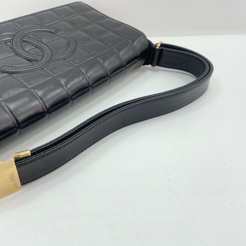 CHANEL Chocolate bar Shoulder Bag black WS33678
