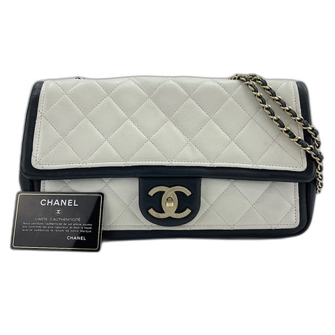 CHANEL Matelasse Shoulder Bag black WS33686