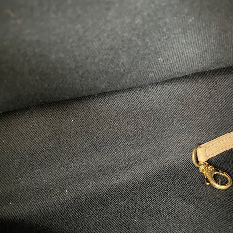 CHANEL Shoulder Bag beige WS33688