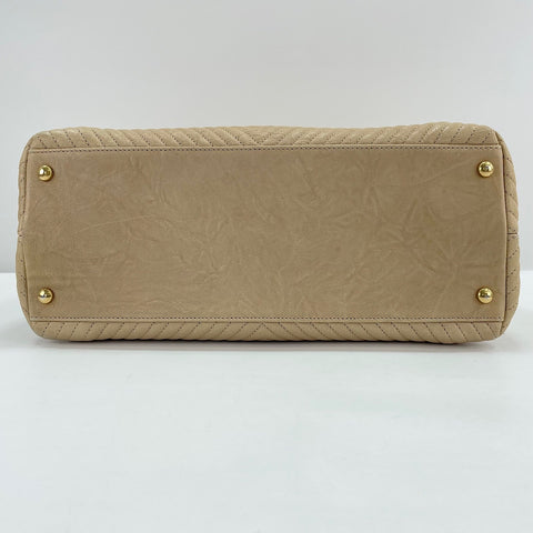CHANEL Shoulder Bag beige WS33688