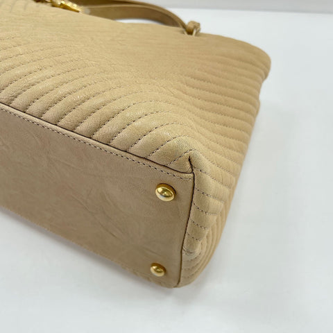 CHANEL Shoulder Bag beige WS33688