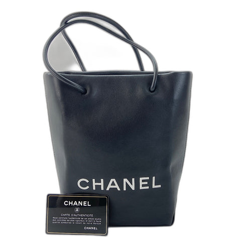 CHANEL Essential Tote Bag black WS33713