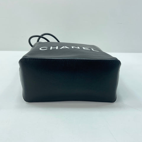CHANEL Essential Tote Bag black WS33713