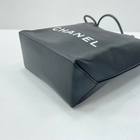 CHANEL Essential Tote Bag black WS33713