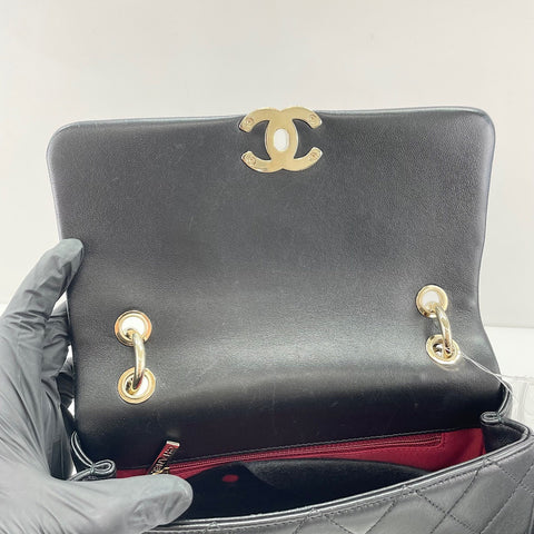 CHANEL Matelasse 23 Shoulder Bag black WS33723