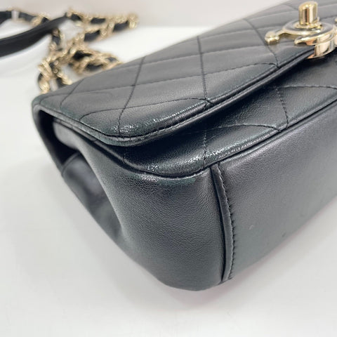 CHANEL Matelasse 23 Shoulder Bag black WS33723