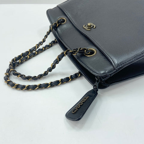 CHANEL Handbag black WS33730