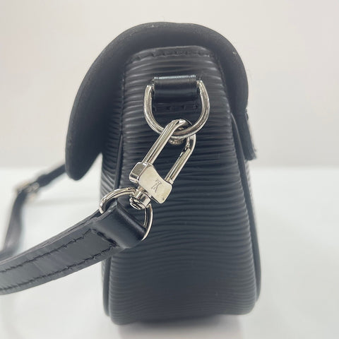 LOUIS VUITTON Pochette Montaigne Shoulder Bag black WS33741