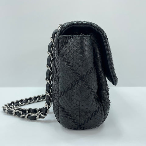 CHANEL 25 Shoulder Bag black WS33748