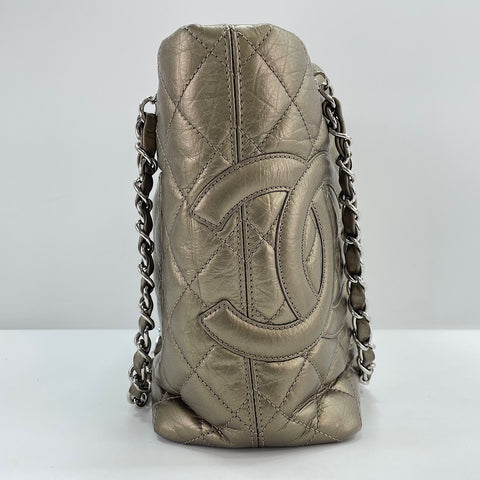CHANEL Cambon line Shoulder Bag gold WS33757